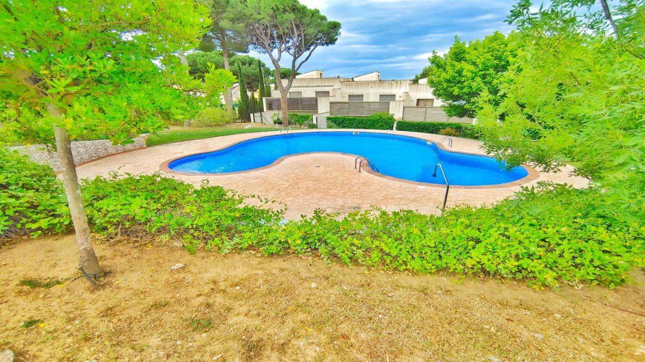 Vacay Mickey, Piscina Compartida, Sol, En La Costa Brava, L'escala! *
